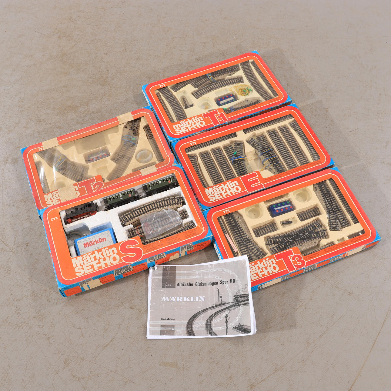 ZUG BAHN, 5 Sets, HO, Märklin, 20. Jahrhundert.