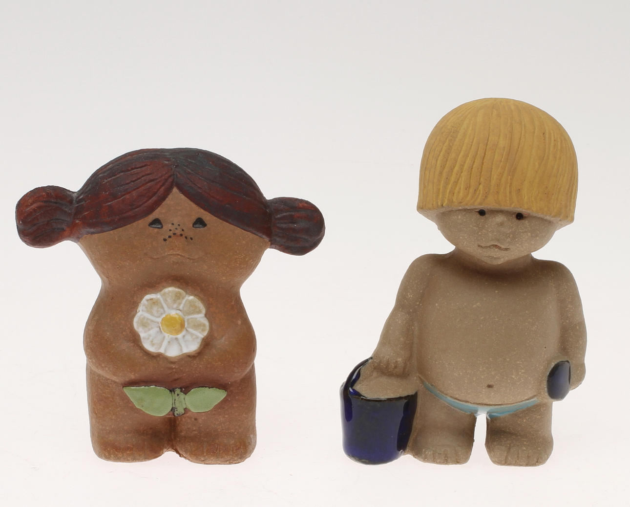 FIGURINER, 2 ST, stengods, Världens barn samt Eva, Lisa Larson, Gustavsberg.