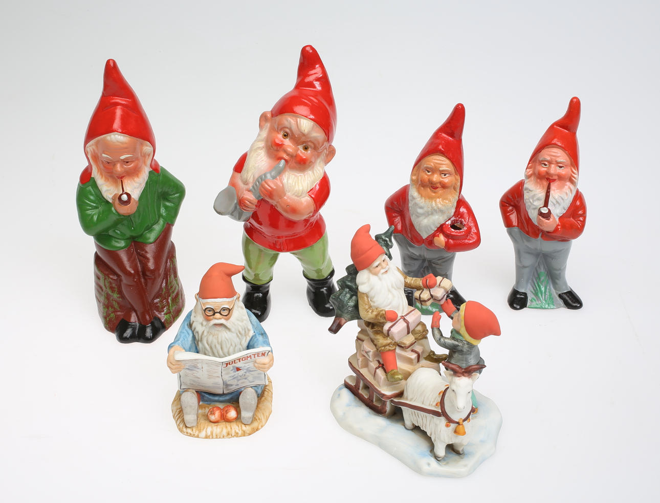 TOMTAR, 6 st, keramik, 1900-tal.