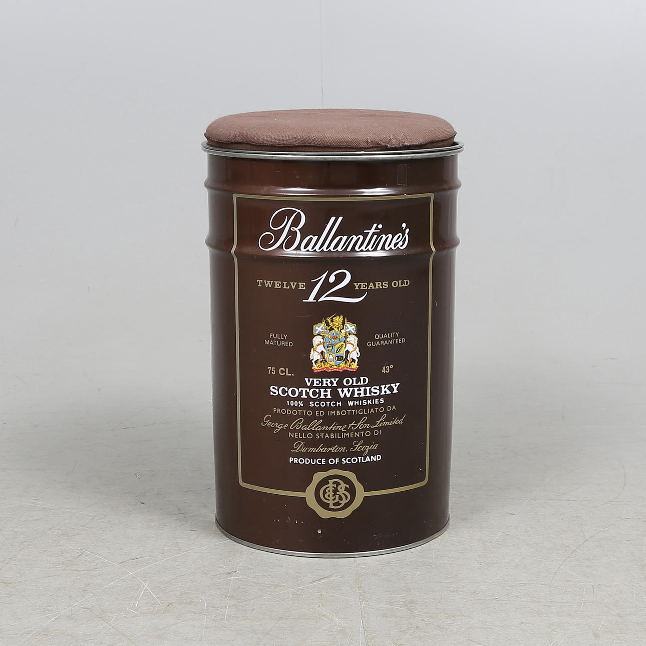 PALL, plåt, Trevu Italiana, Italien,1900-tal.