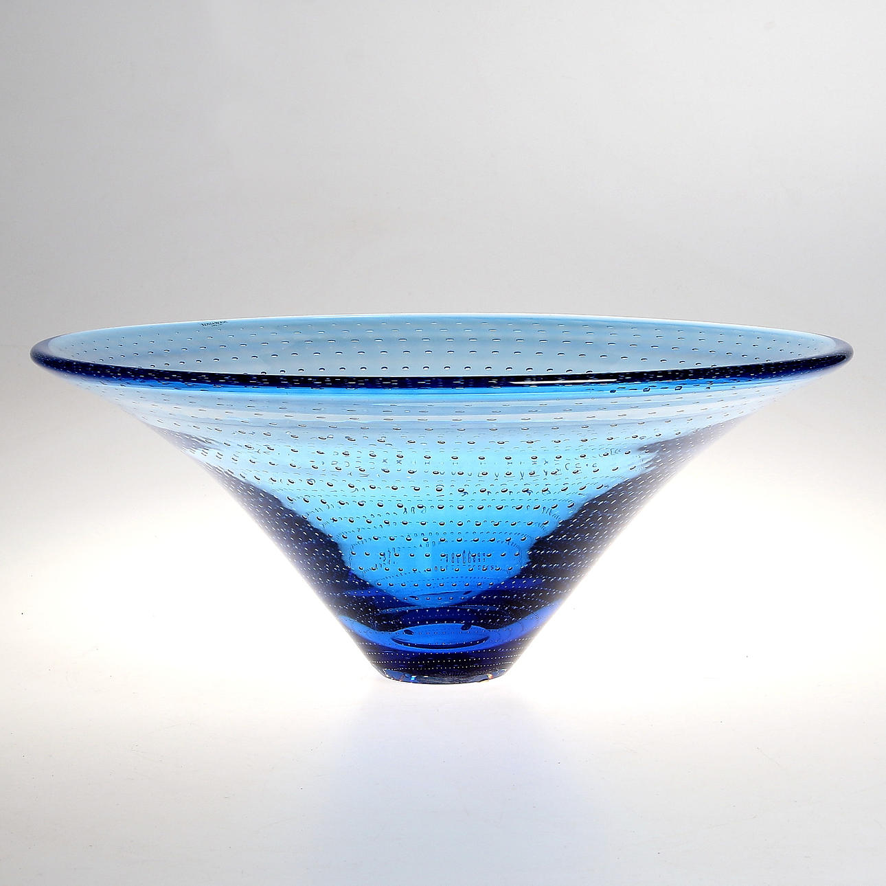 SKÅL, glas, signerad Göran Wärff ateljé, Kosta Boda.