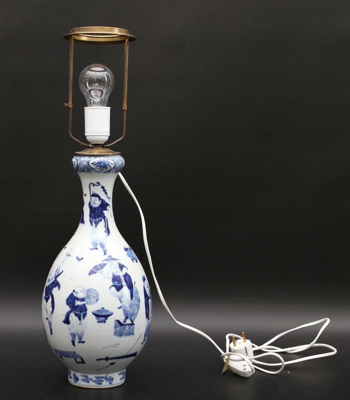 BORDSLAMPA, porslin, Kina, 1800-tal.