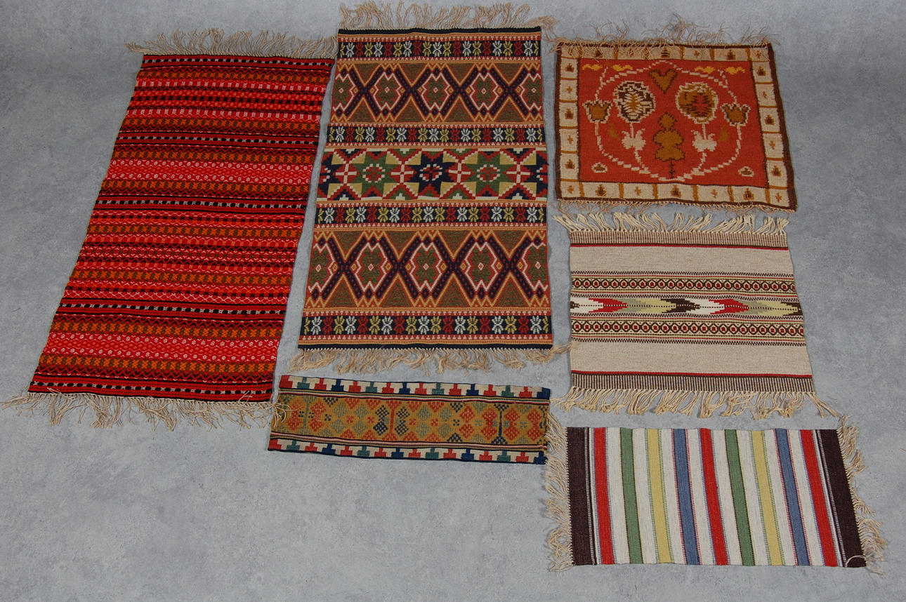 PARTI TEXTILIER, 6 delar, Röllakan, opphämta, dukagång, 1900-tal.