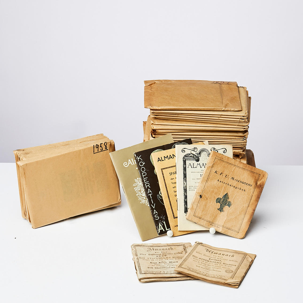 PARTI ALMANACKOR, 1700- 1900-tal, ca 80 st.