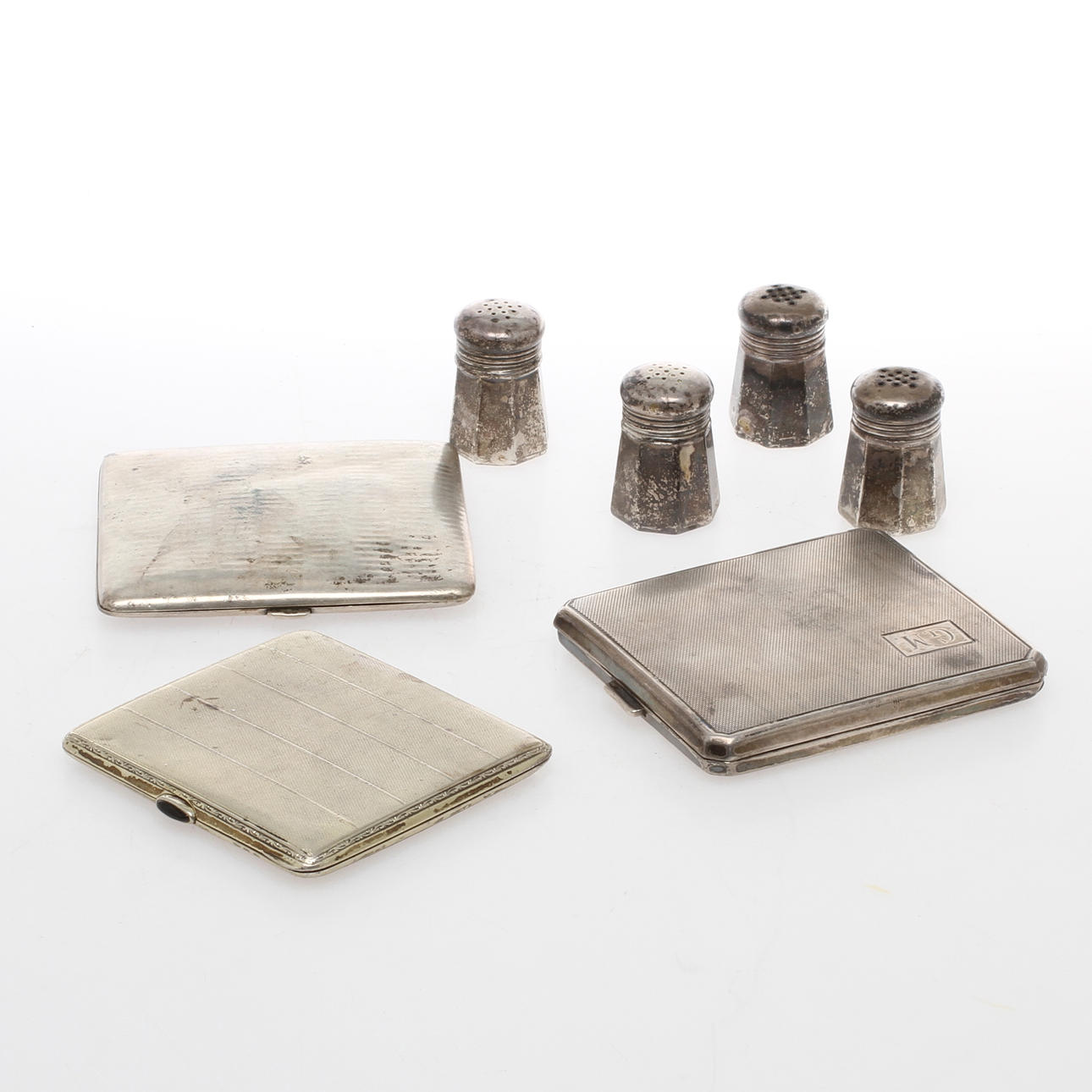 SALT- samt PEPPARKAR, 2 par, silver, Gorham samt CIGARETTETUIER 3 st, silver. 1900-tal.