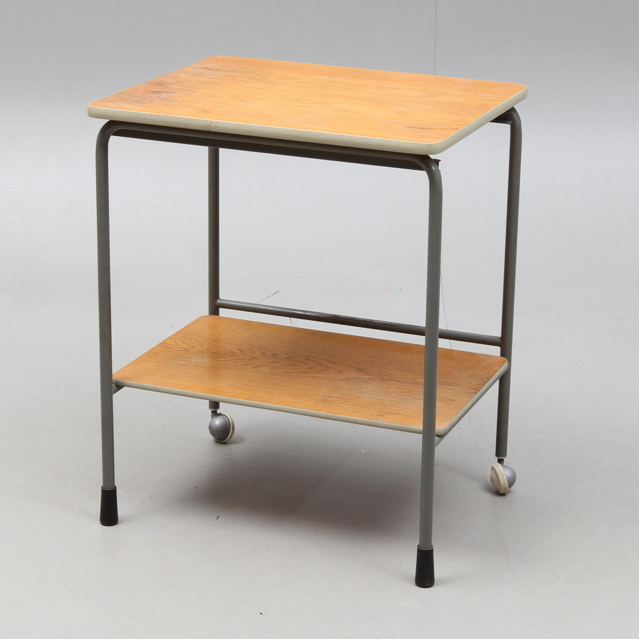 AVLASTNINGSBORD med hjul, Lindqvist, industristil, omkring 1900-talets mitt.