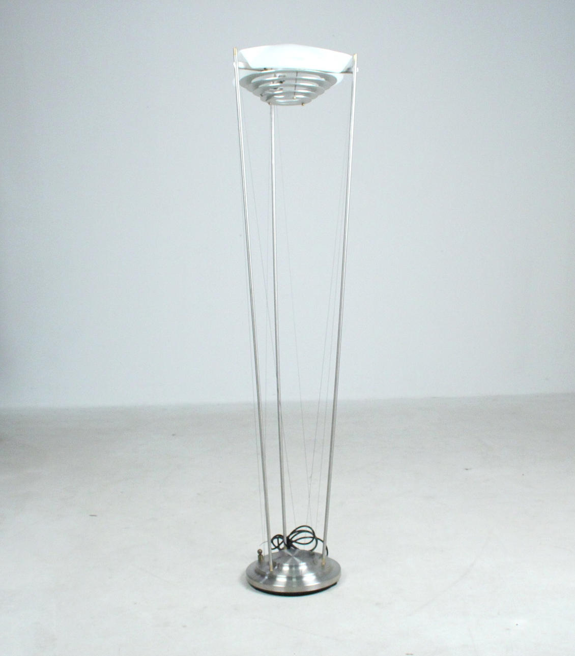 LAMPERTY Italia - Lámpara de pie modelo "Eulero" - 1992.