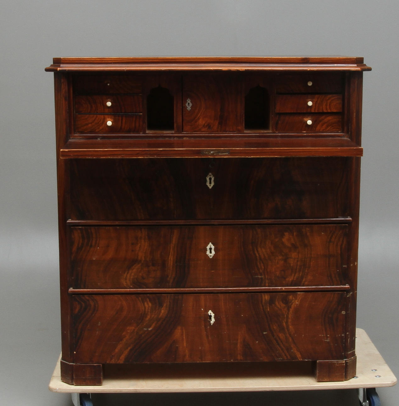 SKRIVBYRÅ, imitationsmålad, 1800-tal.