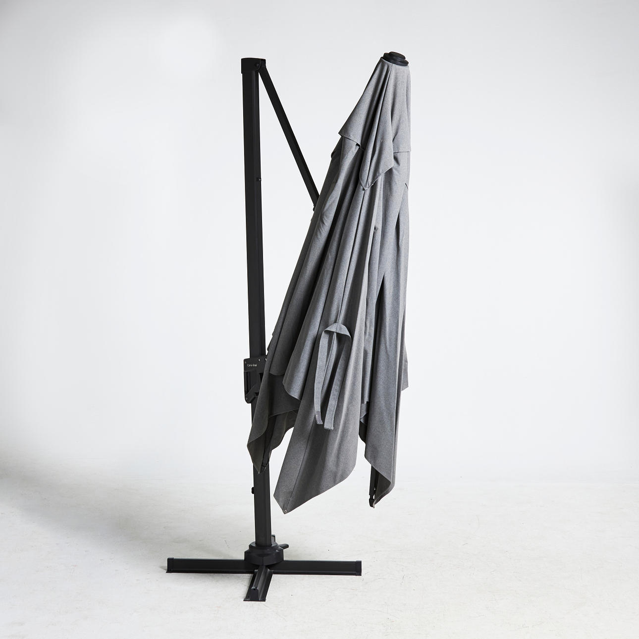 PARASOLL, "Hyde", Cane-line, hängande modell, grå textil.