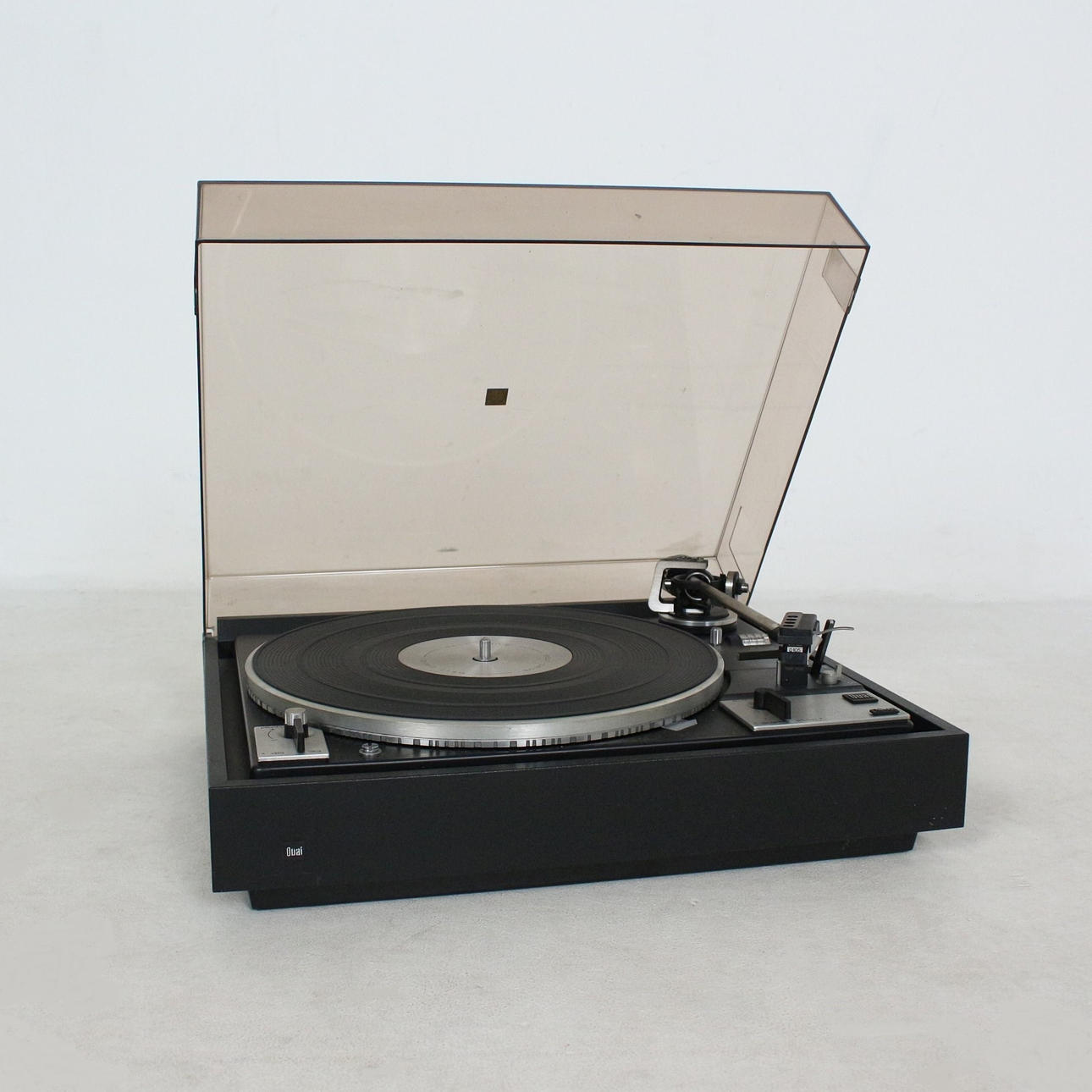 DUAL. Levysoitin, malli '1249'.