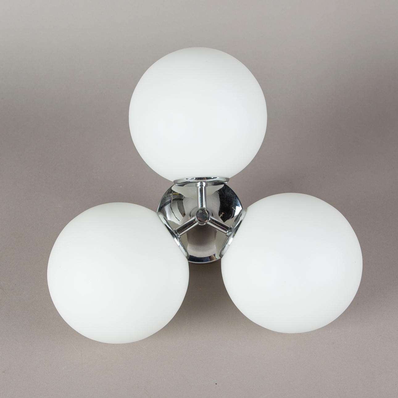 TEMDE. Space Age spherical ceiling light, 1970s.