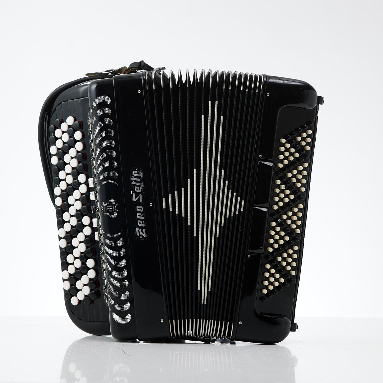 DRAG GAME, Zerro Sette, Castelfidardo, 1900s.