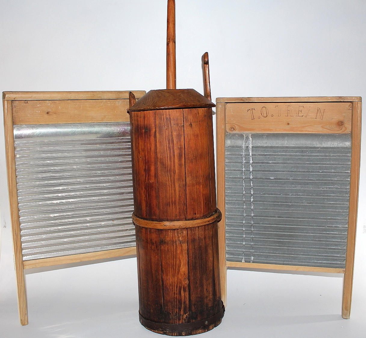 SMÖRKÄRNA, 2 st tvättbrädor, trä.