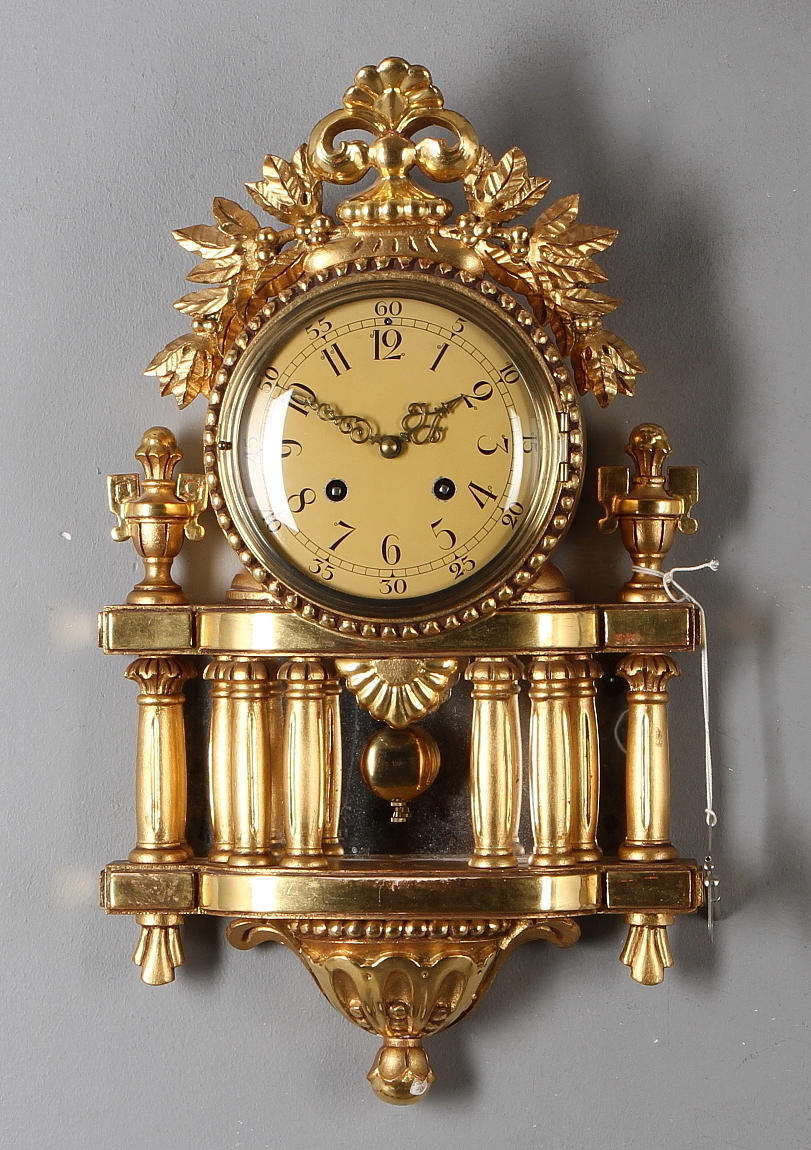 VÄGGPENDYL, urverk märkt Westerstrand, 1900-tal.