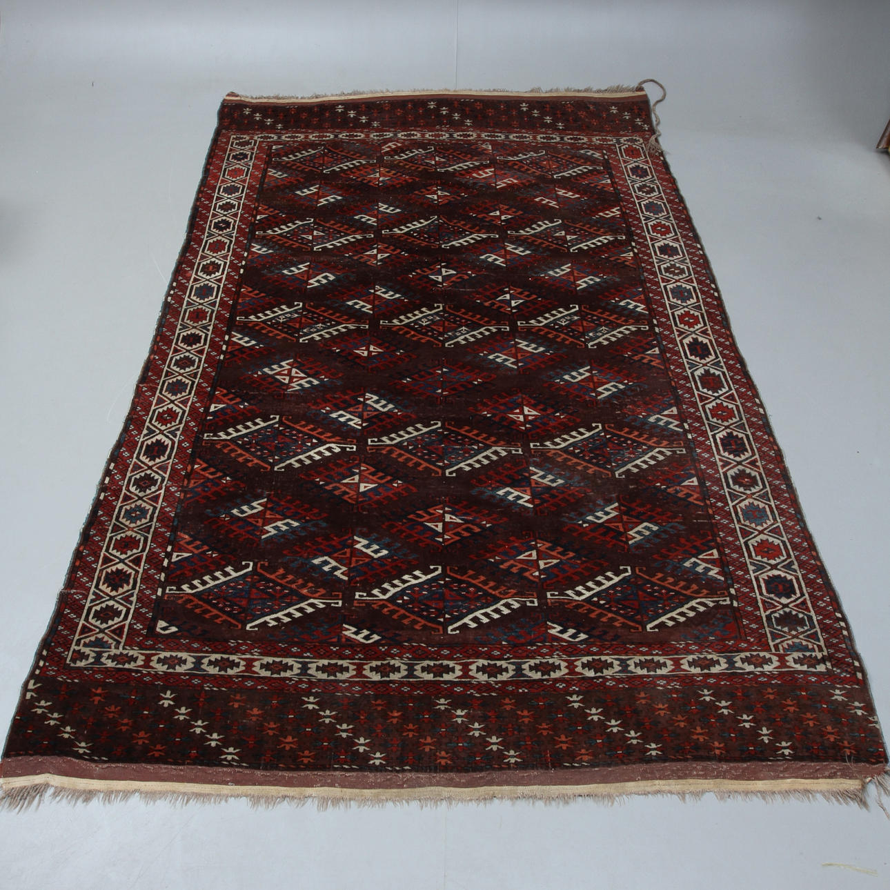 MATTA, orientalisk, ca 315 x 183 cm.