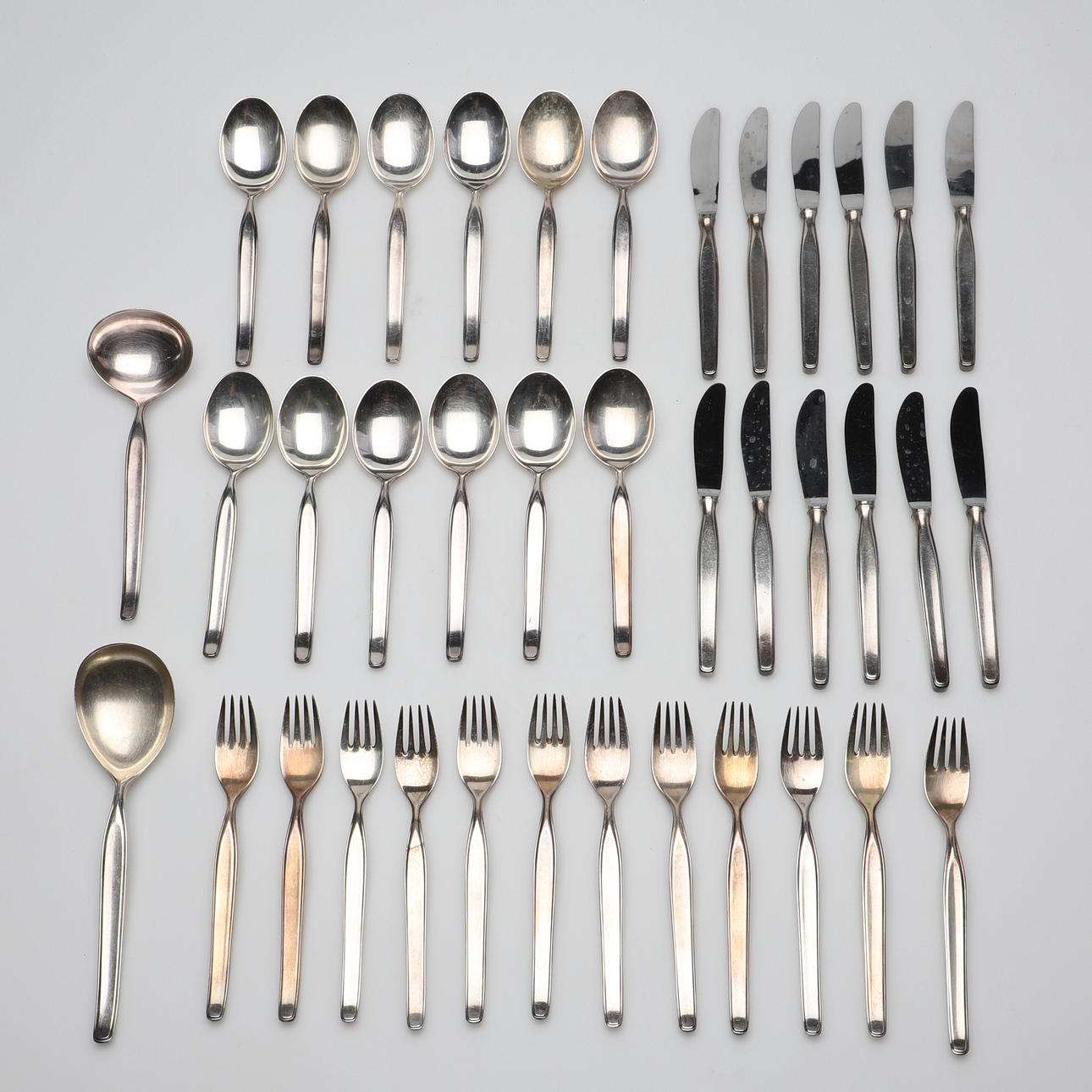 CUBIERTOS, 38 piezas, alpaca, Wilkens & Martin.