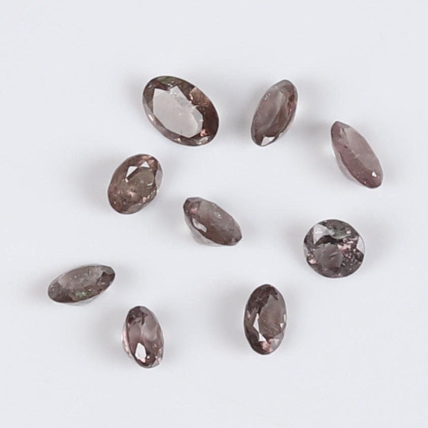 GRANATER, 4,75 ct.