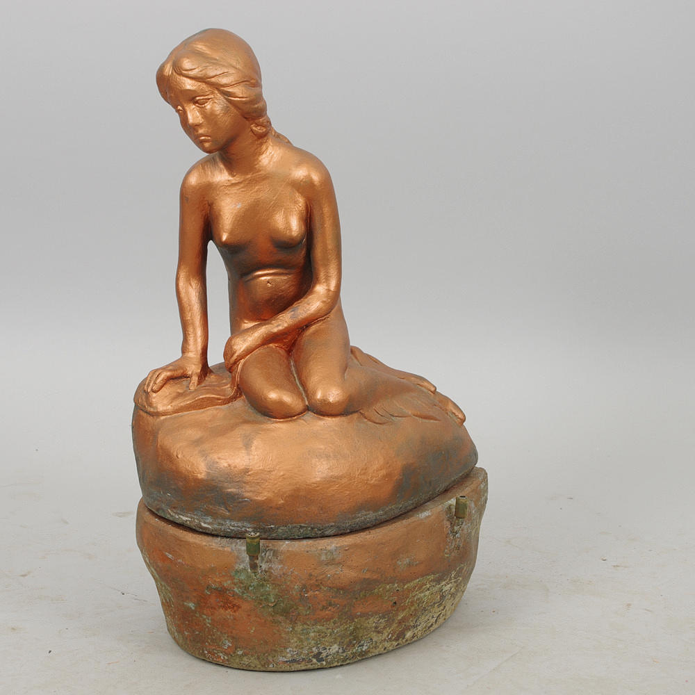 FONTÄNFIGUR, bronserad, kopia efter Lille Havefrun.