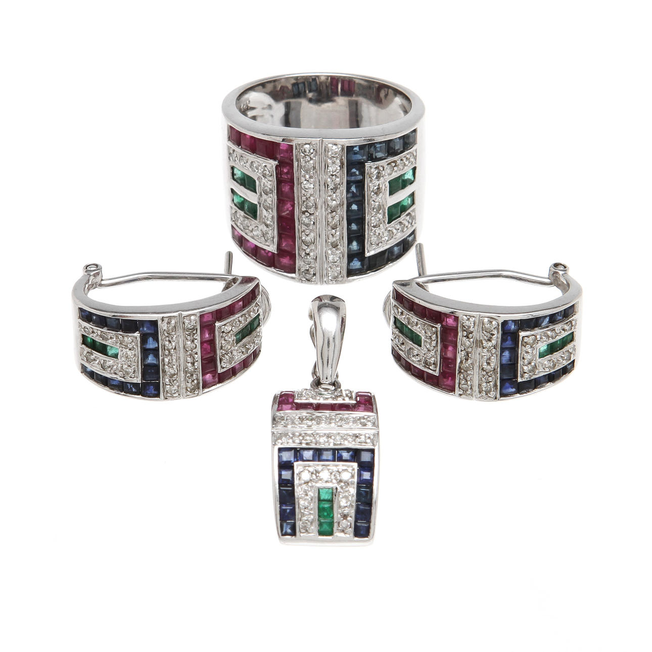 SMYCKESET, ring, hänge samt ett par örhängen, 14K vitguld med rubiner, safirer, smaragder samt diamanter, totalt ca 1,07ct. Vikt 20,7g (36334E).
