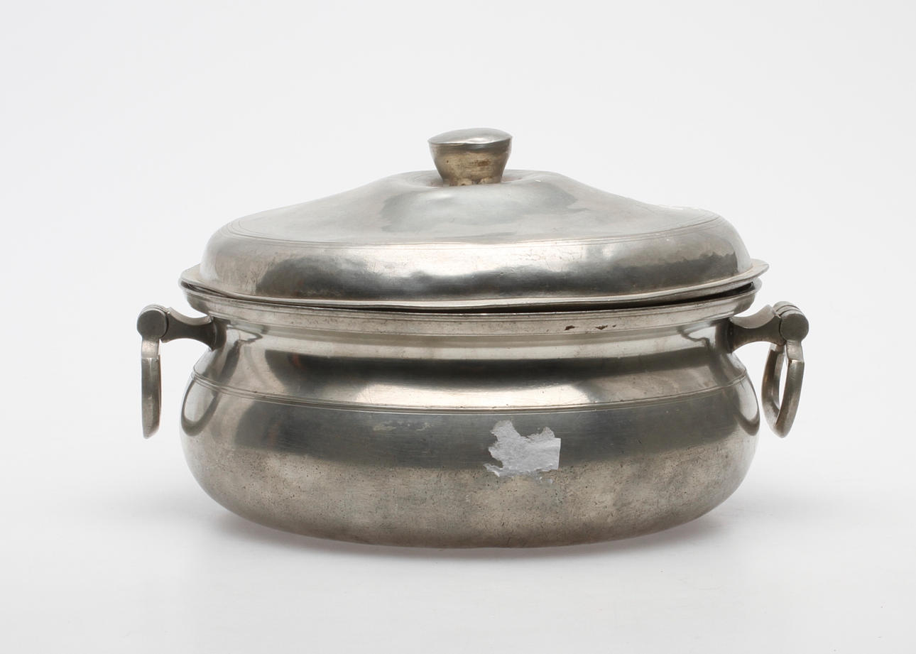 GRÖTSKÅL, Tenn, Jönköping, 1800-tal, Adolph Fredrik Moberg.