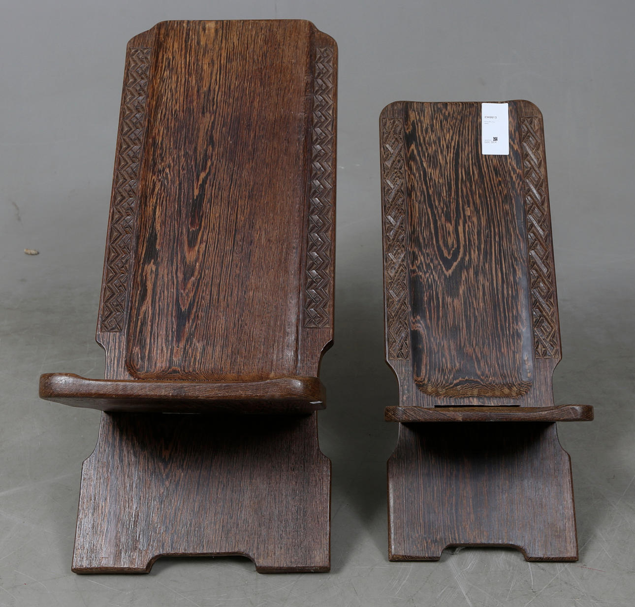 STÜHLE, 2 Stück, Afrika.