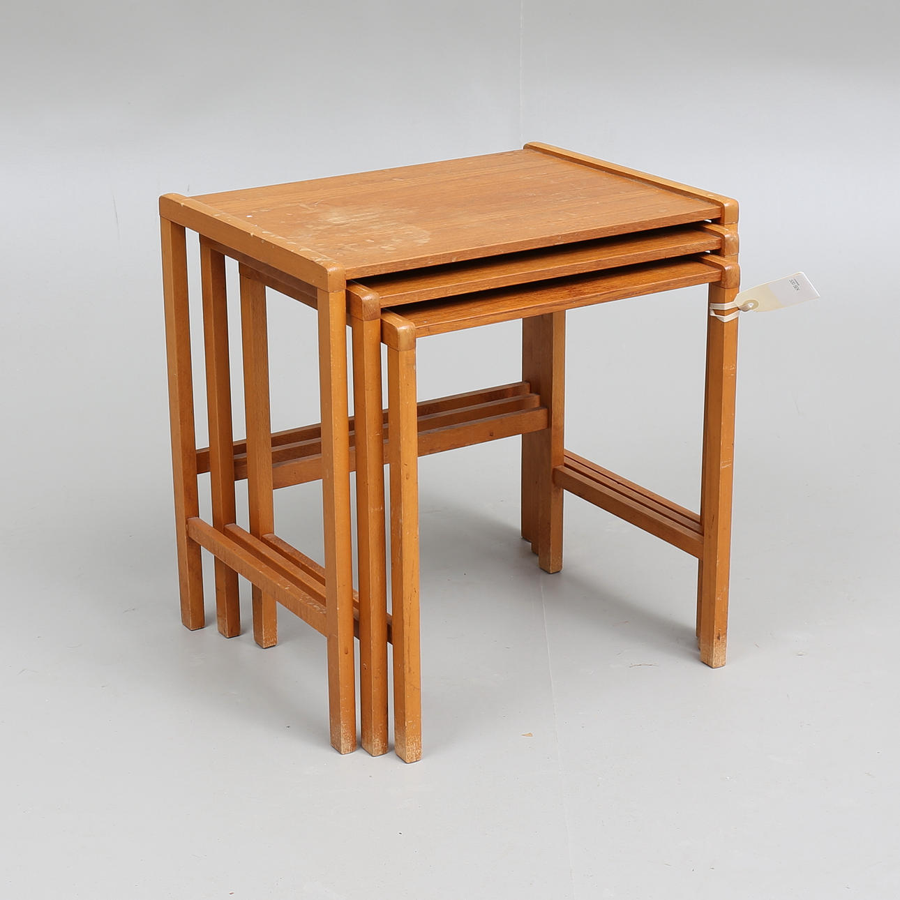 SATSBORD, 3 delar, teak, 1900-talets mitt.