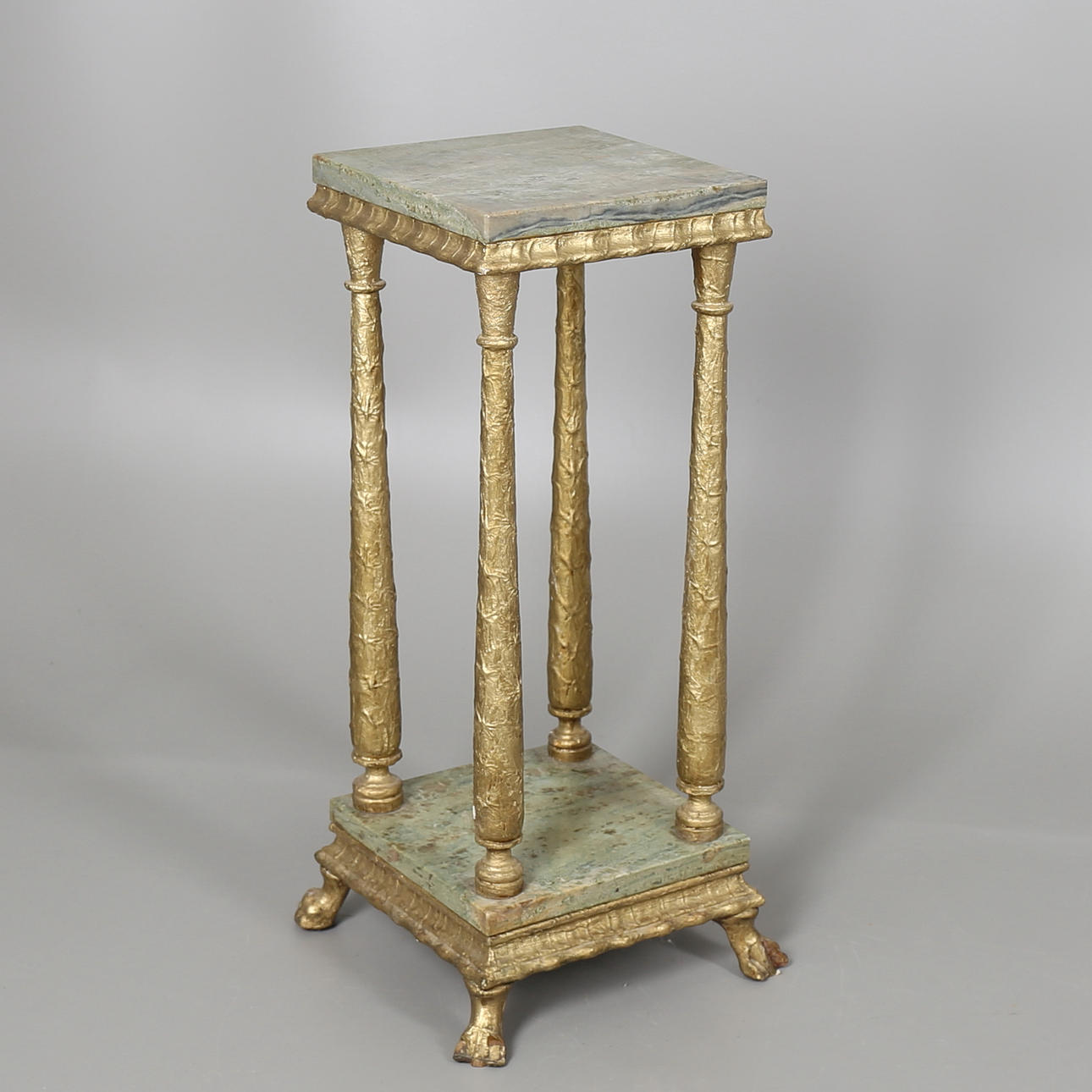 PIDESTAL, förgyllt trä trä med dubbla marmorskivor, 1900-tal.