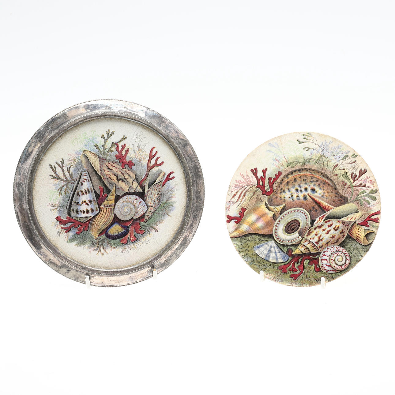 A PRATTWARE TEAPOT STAND AND INSET TILE.