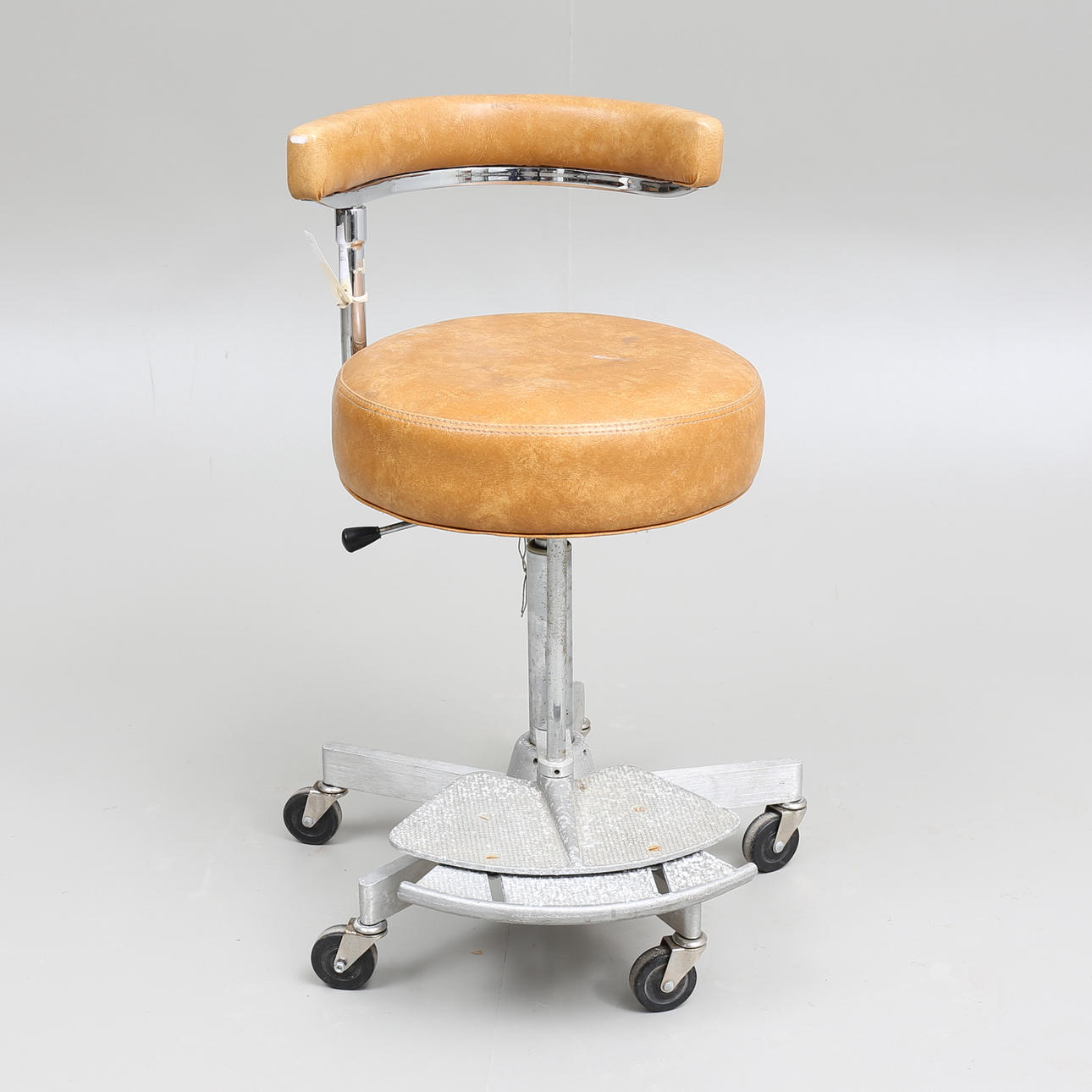 TANDLÄKARSTOL, USA, 1900-talets andra hälft.