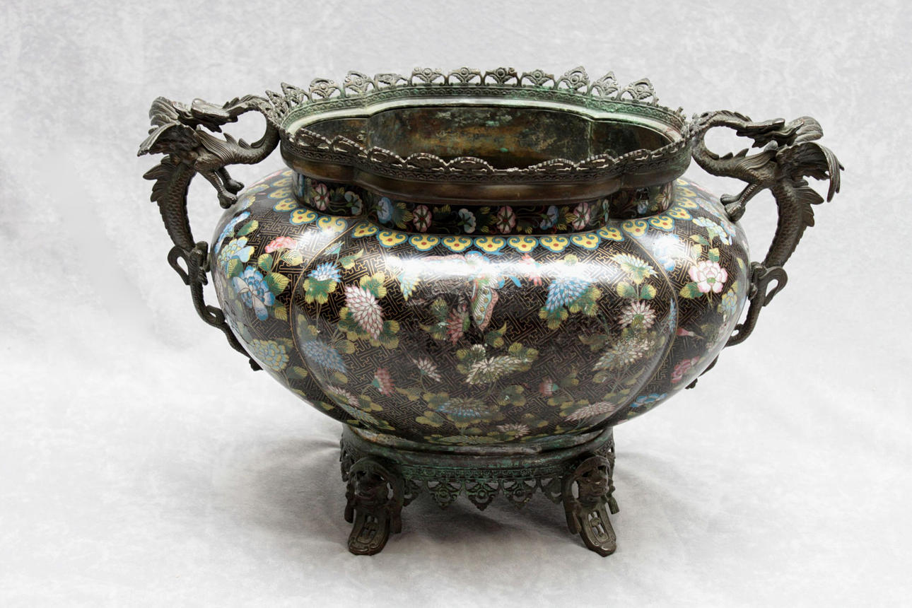 STOR CLOISONNE SKÅL.