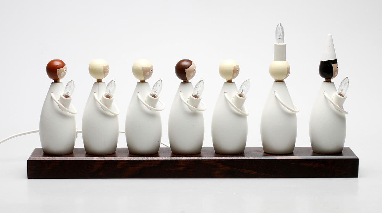 LJUSSTAKE, trä, "Luciatåget", Osram.