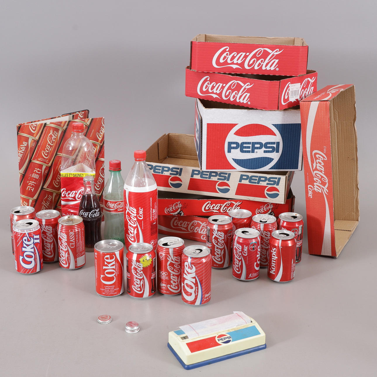 COCA-COLA OCH PEPSI, memorabilia, 1970/80-tal.