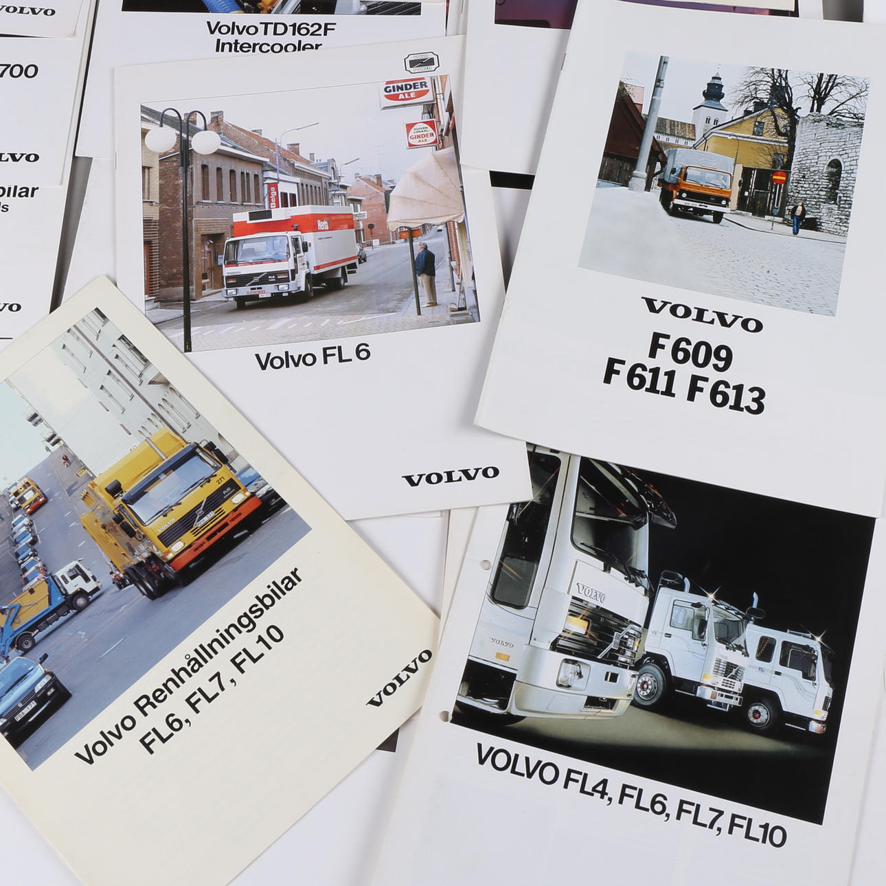 VOLVO, LKW-Prospekte, 1990er Jahre.