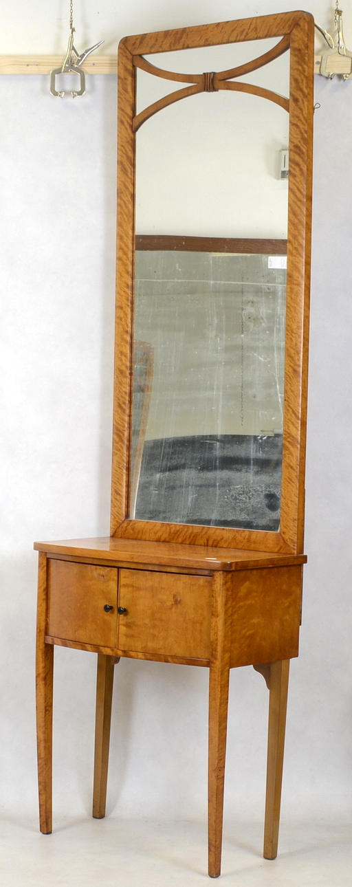 SPEGELBYRÅ, ljus björk.