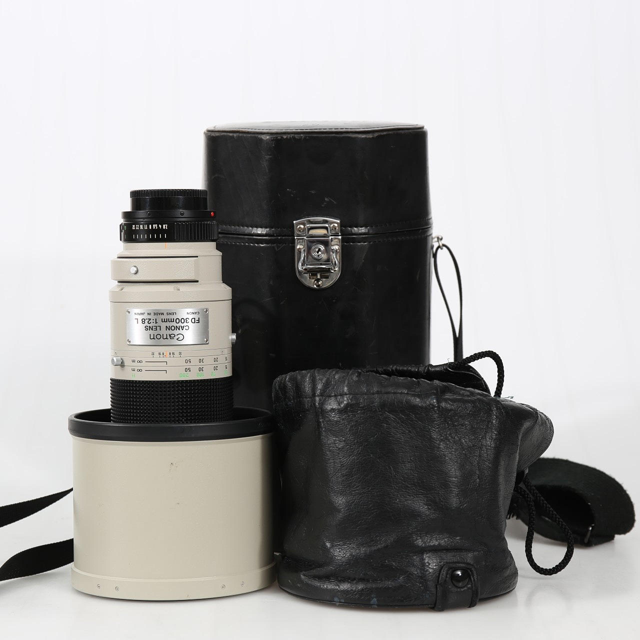 CANON FD 300m, 2.8L.