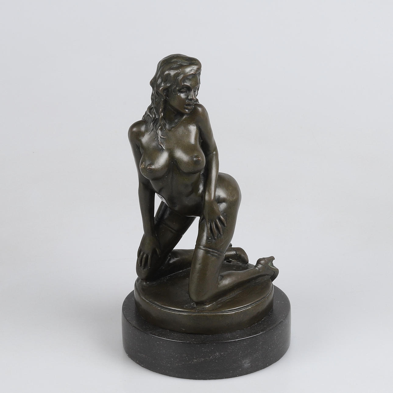 SCULPTURE, erotic model, bronze, 2000s, indistinctly signed.