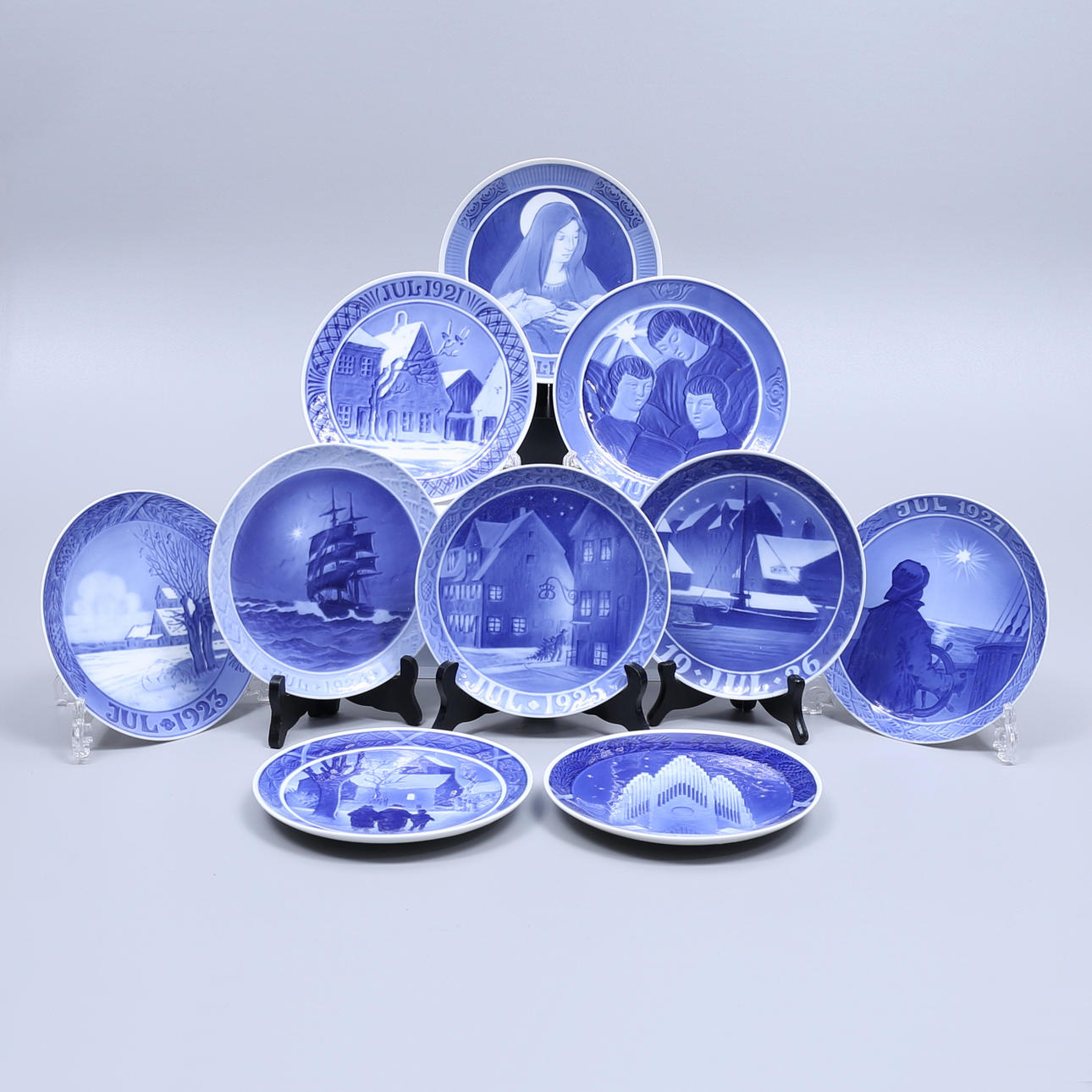 JULEPLATTER, 10 stk., Royal Copenhagen, 1920-1929.