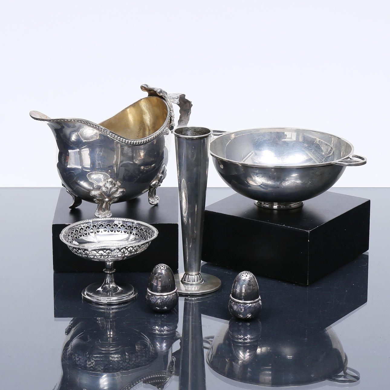 SILVER OBJECTS, 6 pcs, 555 grams, 1900s.