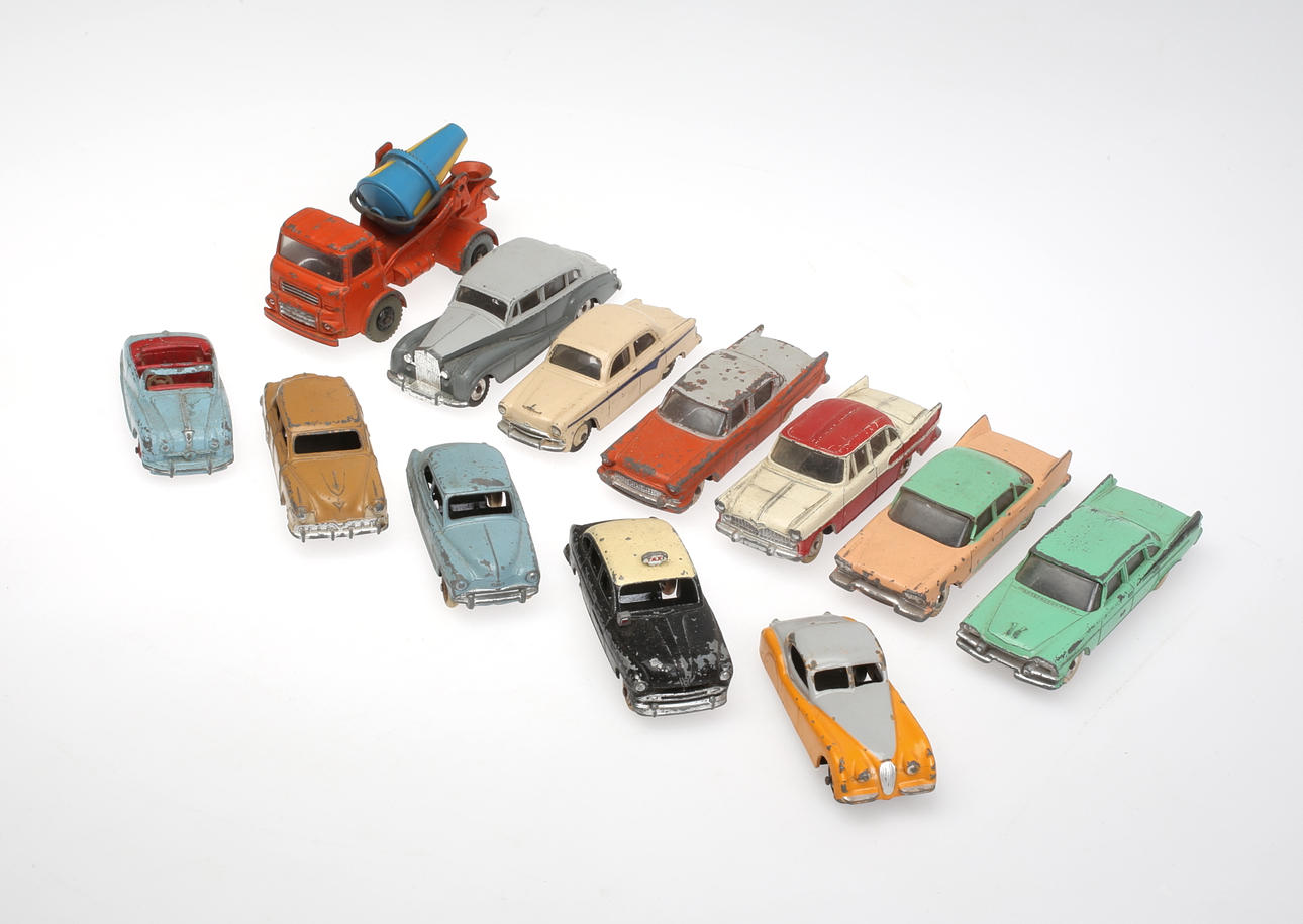 PLÅTBILAR, 12 st, "Dinky Toys", 1960-tal.