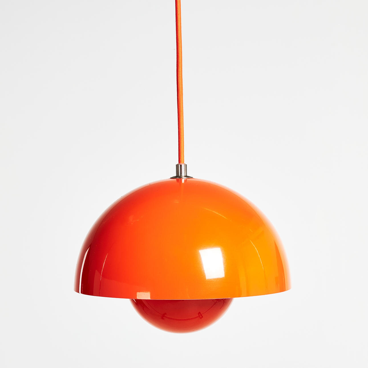 VERNER PANTON, "Flowerpot VP7", ceiling lamp, orange.