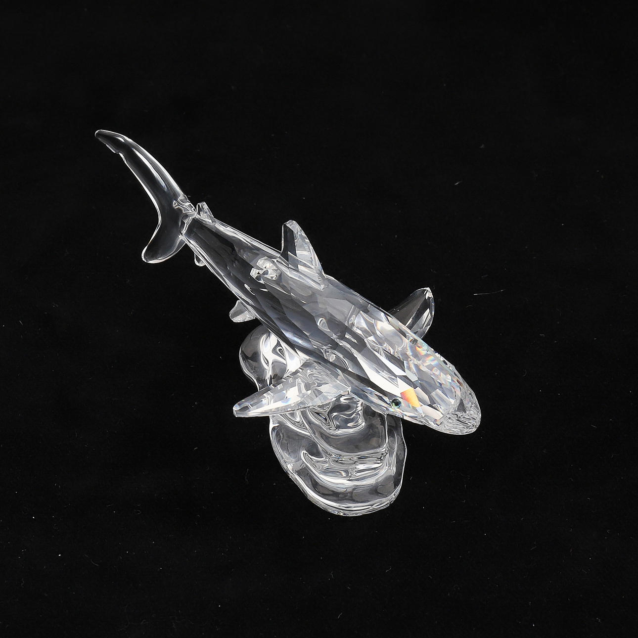 SWAROVSKI: BABY SHARK. Glass - Other - Auctionet