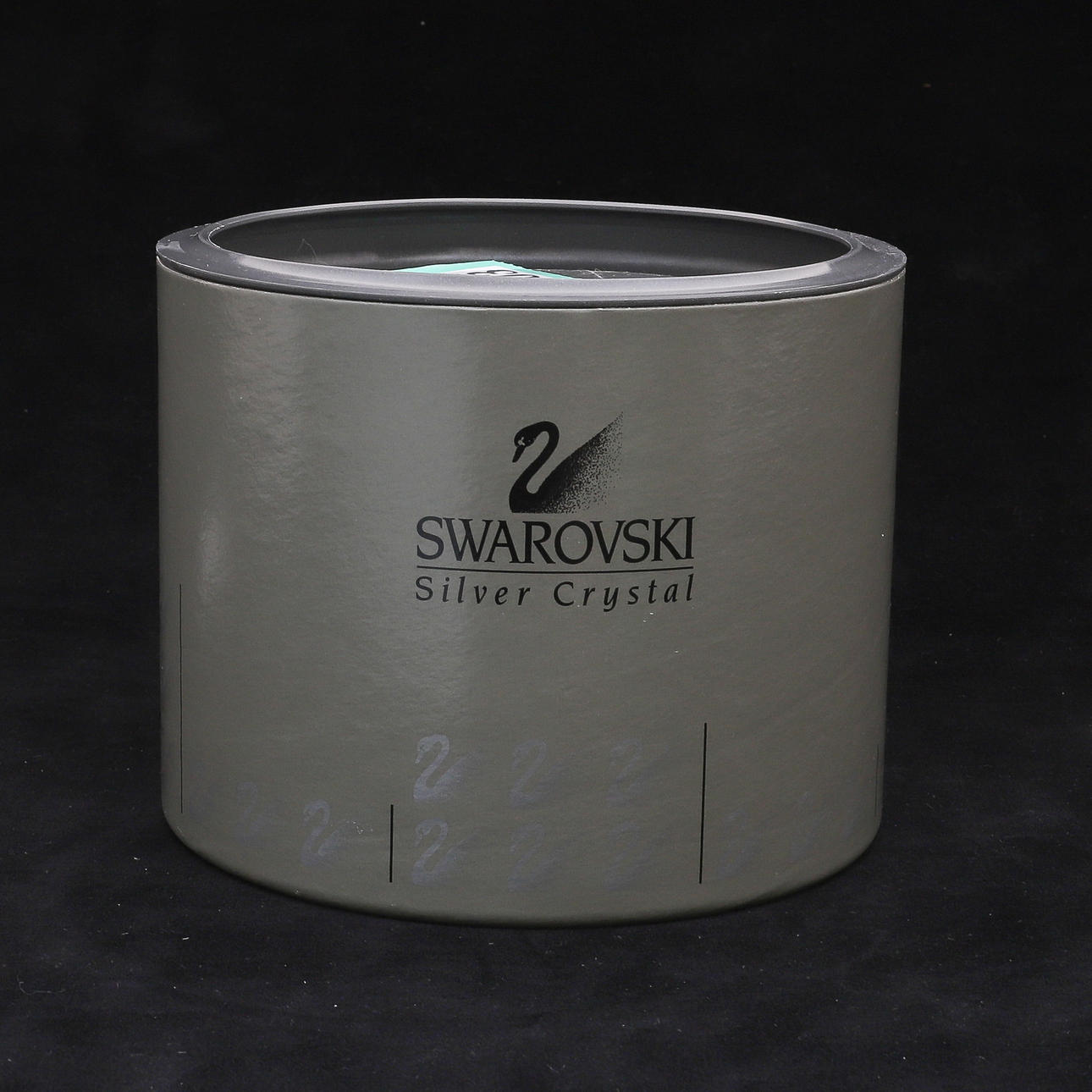 SWAROVSKI: BABY SHARK. Glass - Other - Auctionet