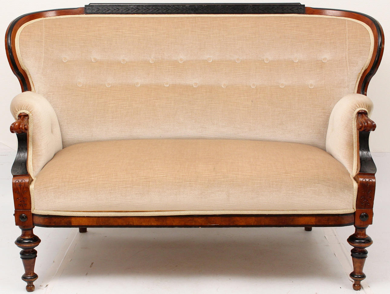 STILSOFFA, Empiremodell.