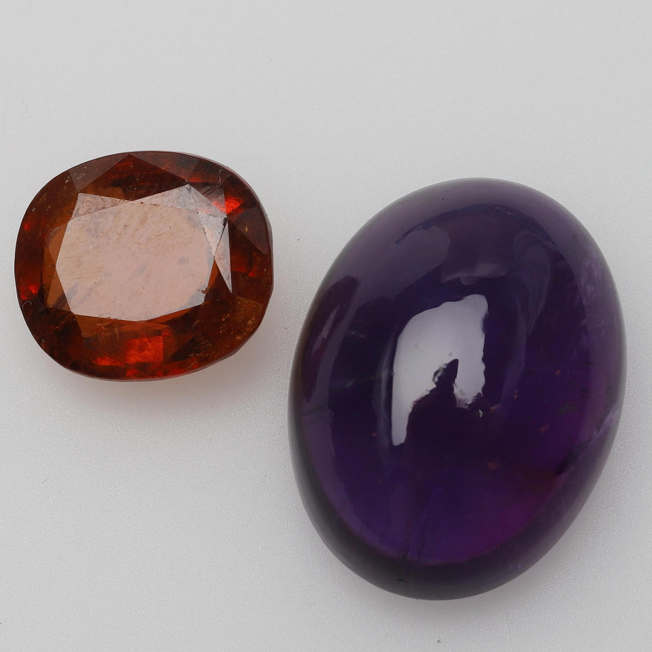 ÄDELSTENAR, 2 st, ametist & granat, certifierade.