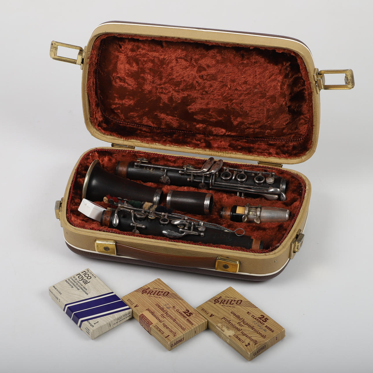 CLARINET, Dolnet DLP, Paris, Frankrig.