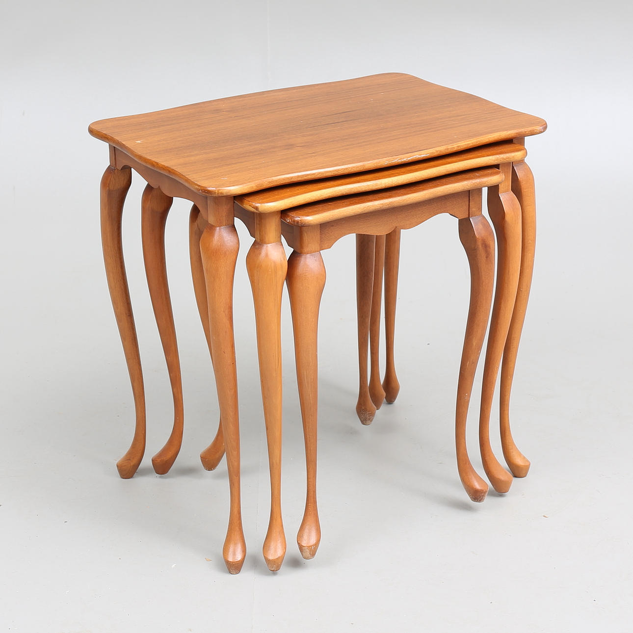 SATSBORD, nyrokokostil, 1900-talets andra hälft.