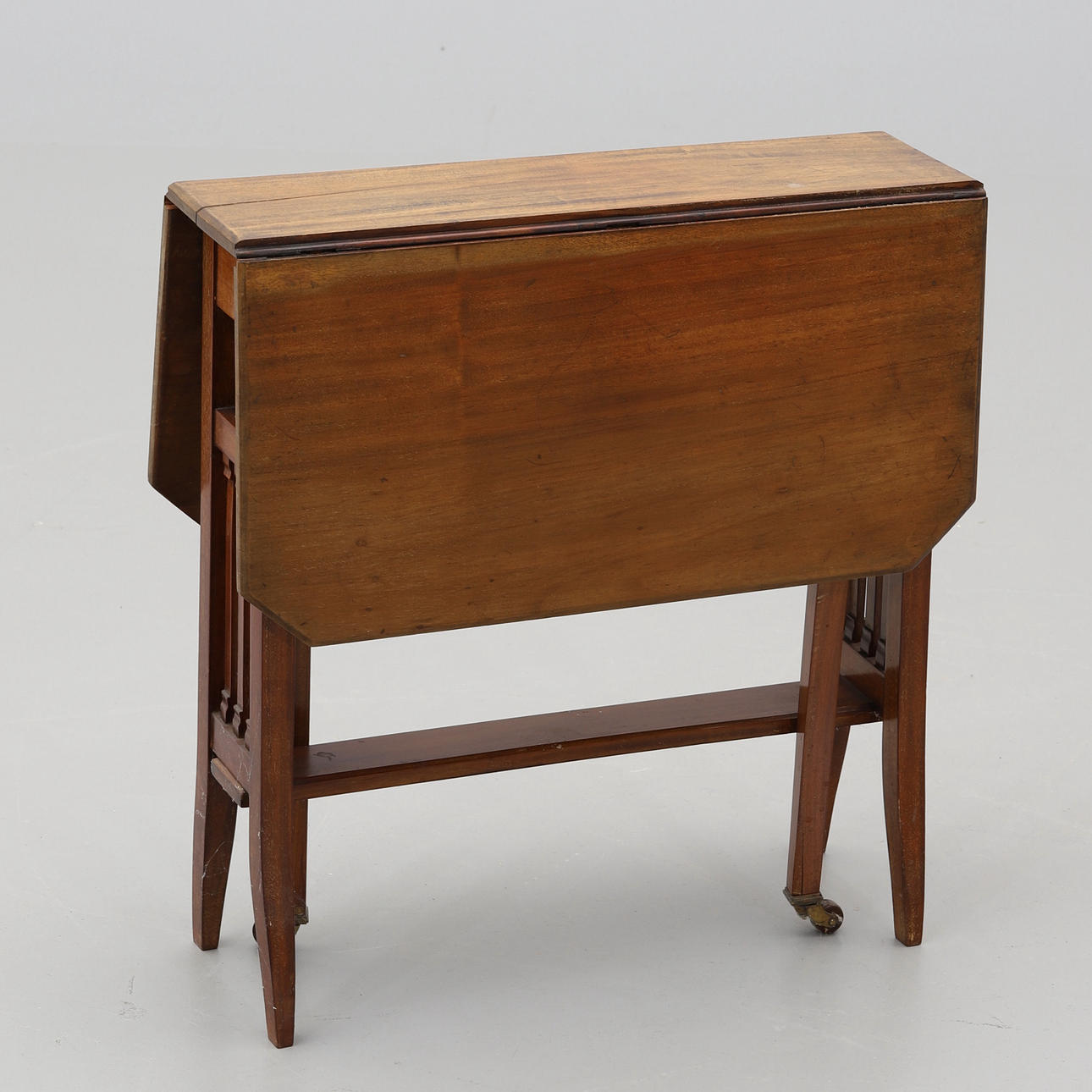 KLAFFBORD, mahogny, jugend.