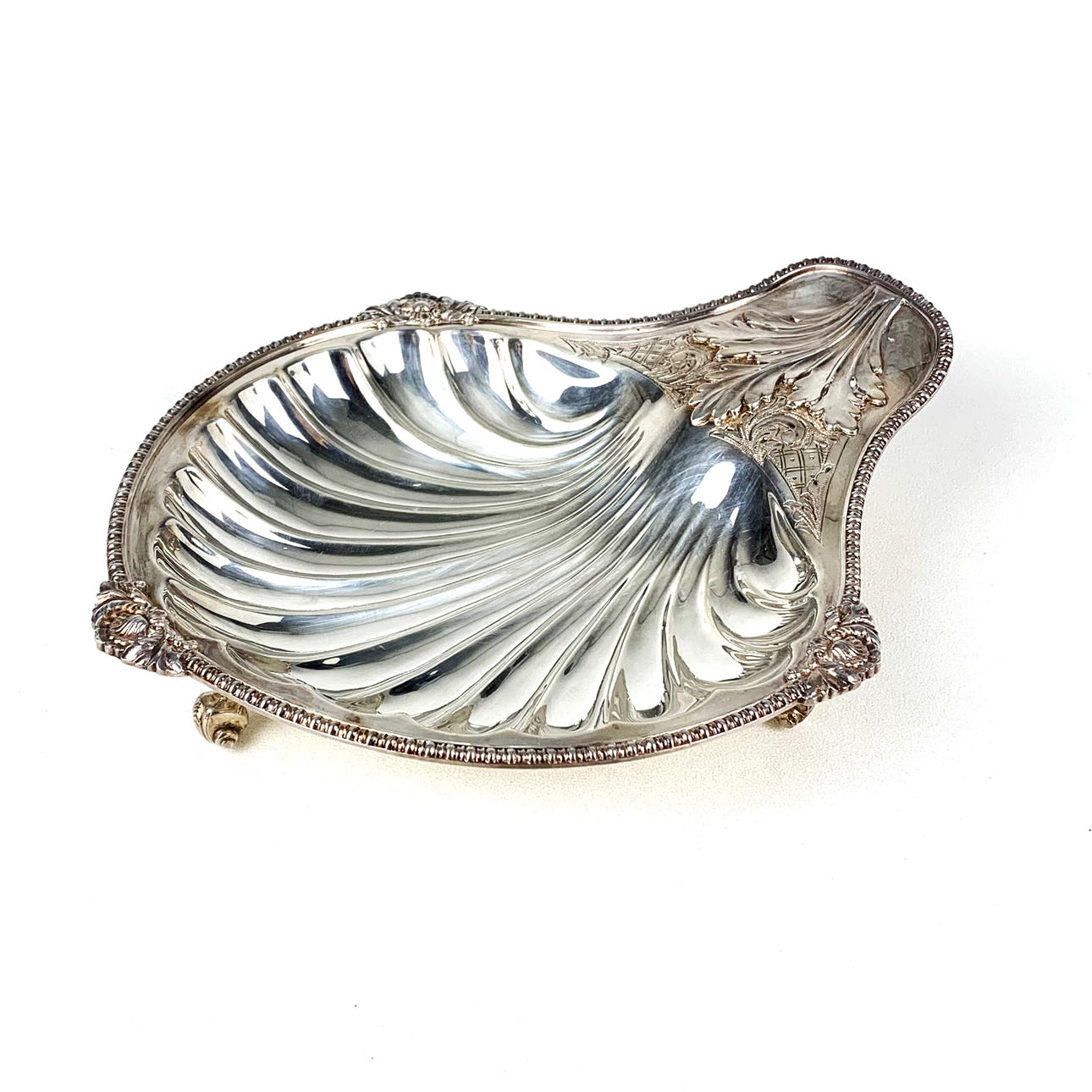 SILVER PLATE SHELL DISH.