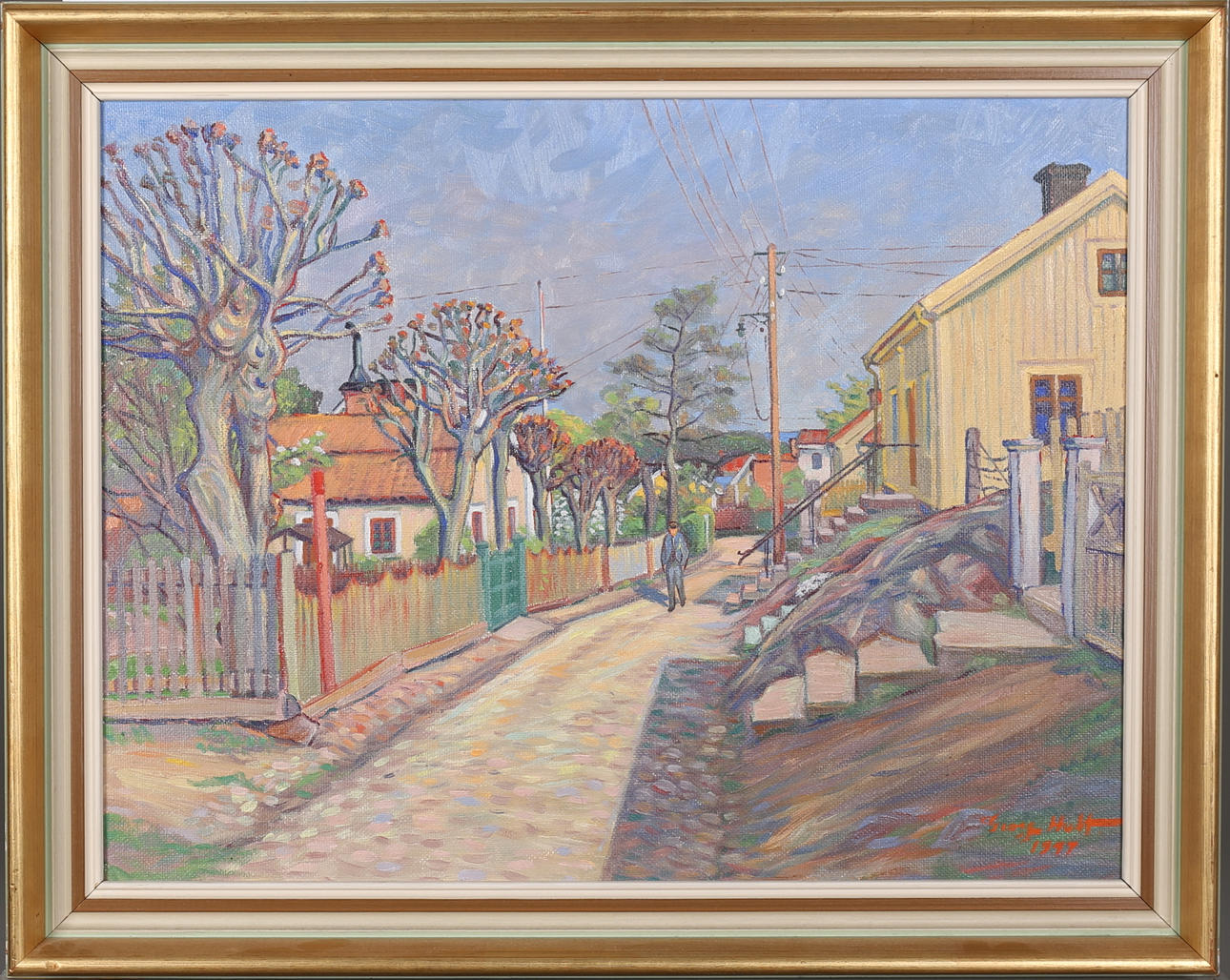 GEORG HULT. Besvärsgatan, Oskarshamn. Olja på pannå, signerad och daterad 1947.