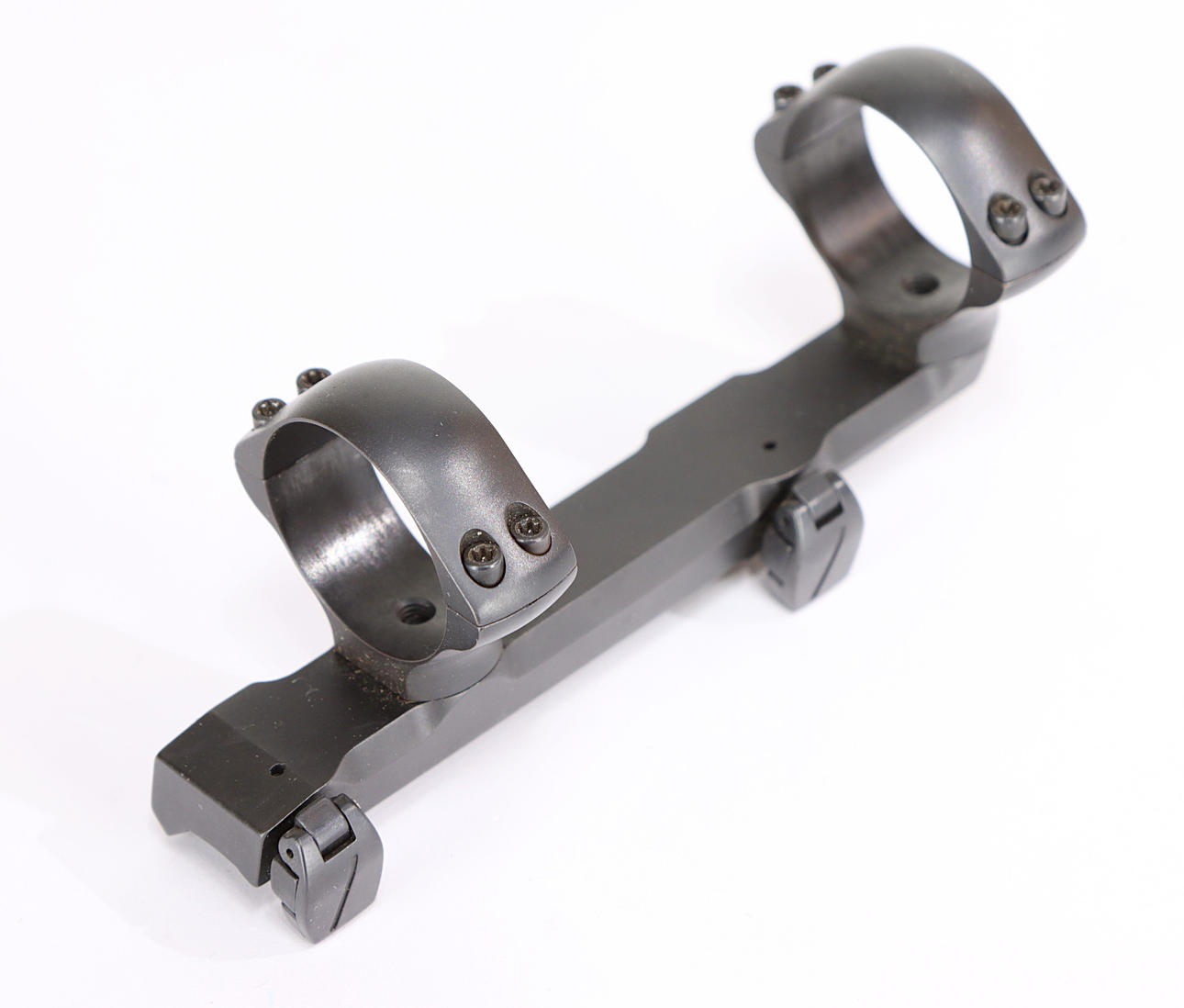 892. BLASER SADELMONTAGE, 30mm ringar.